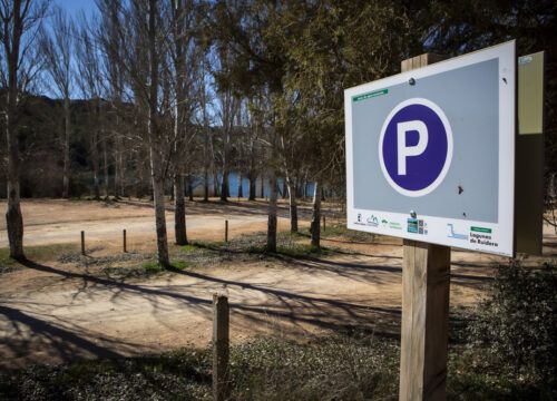Zonas de aparcamiento en las Lagunas de Ruidera