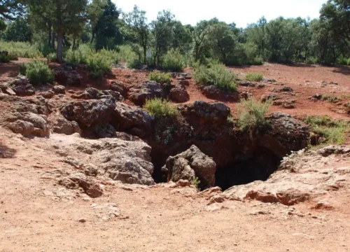 Cueva Montesinos y Quebrada del Toro